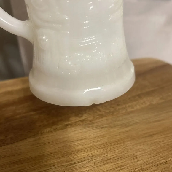 (2) VINTAGE FOSTORIA MILK GLASS MUG HEAT PROOF, U.S.A. - Picture 6 of 7
